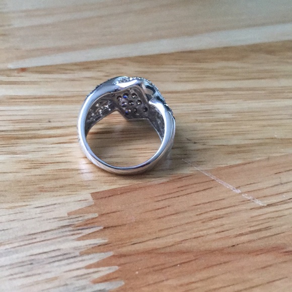 Jewled sterling ring - Picture 5 of 9